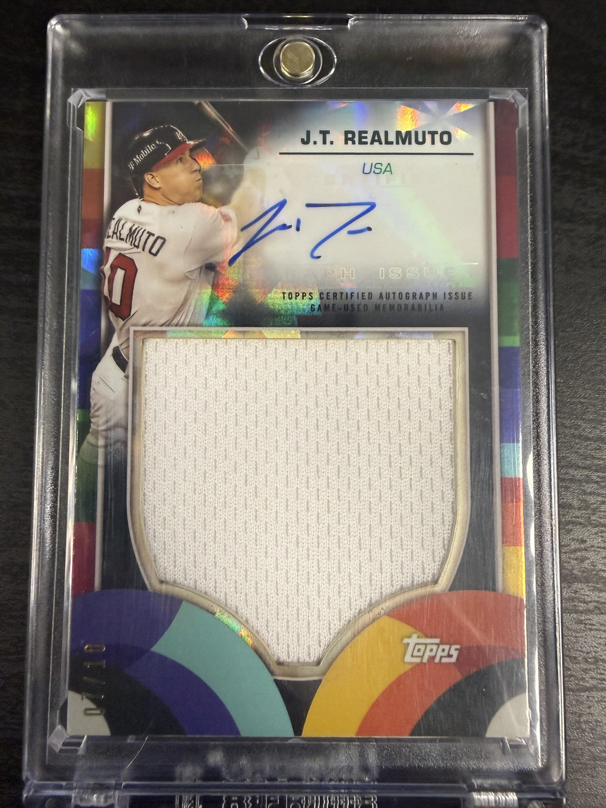 2023 Topps World Baseball Classic J.T. Realmuto Auto Relic Black Difractor /10