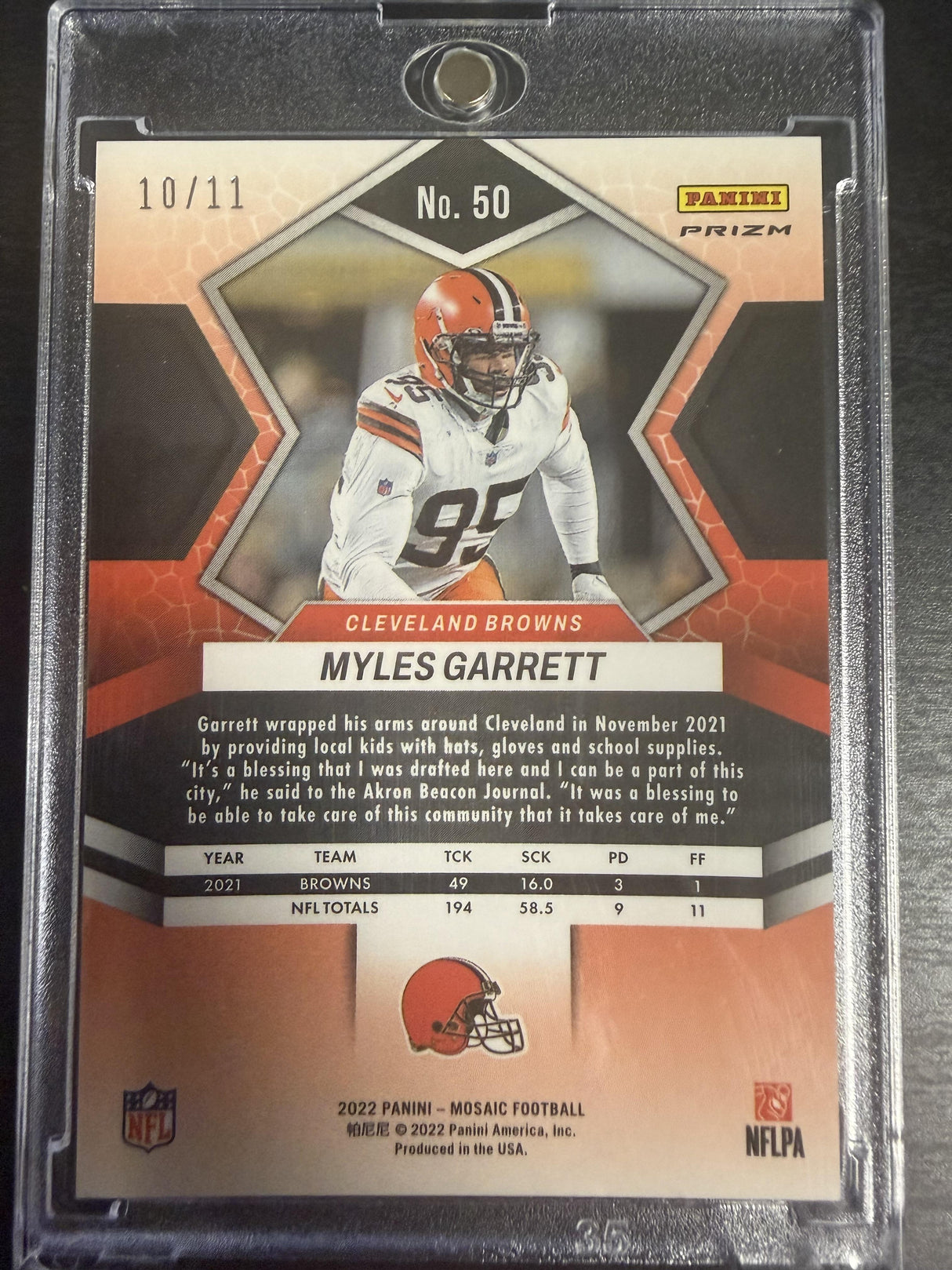 2022 Panini Mosaic #50 Myles Garrett Mosaic Green Swirl