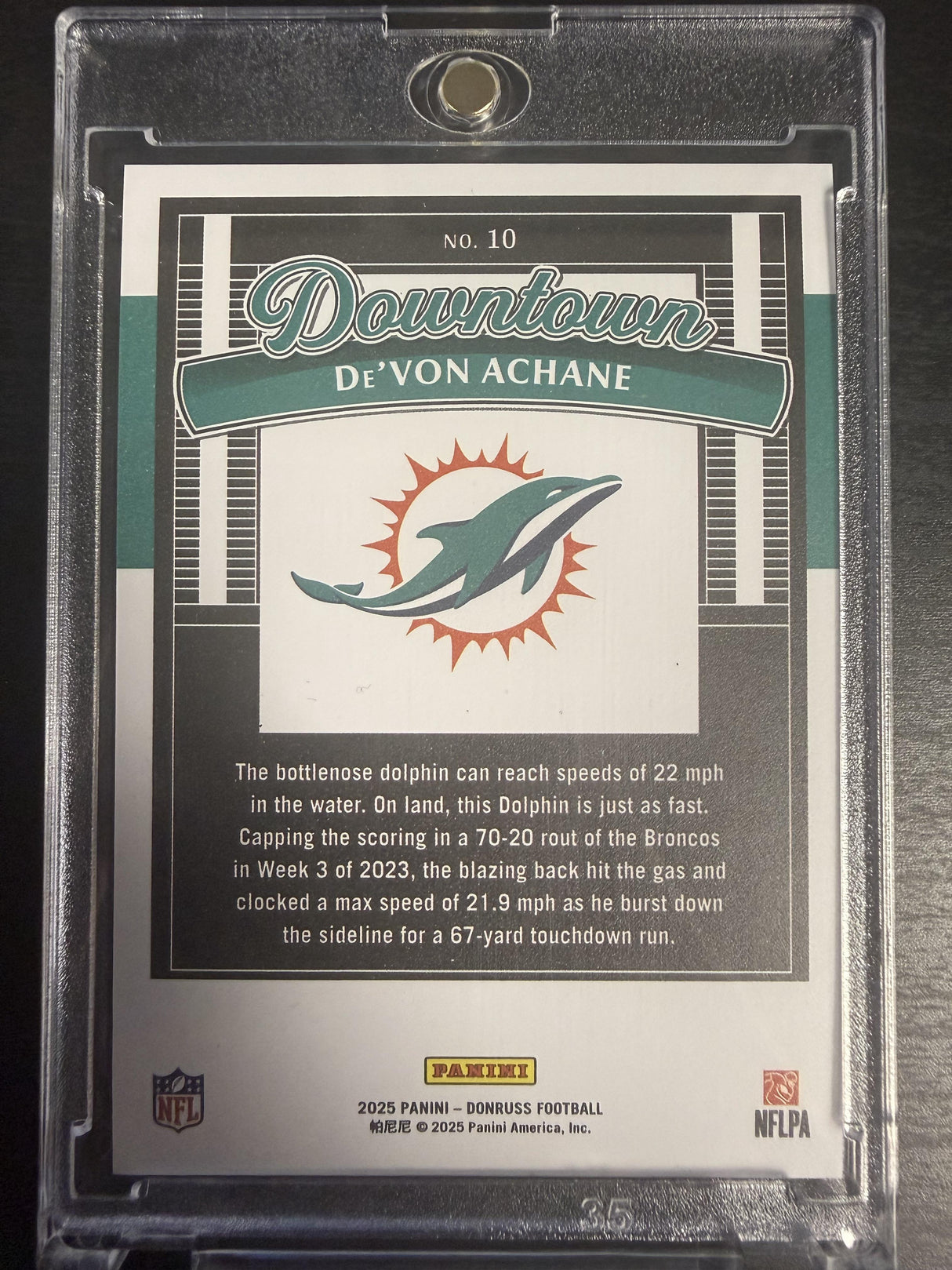 2025 Donruss #10 De’Von Achane Downtown!