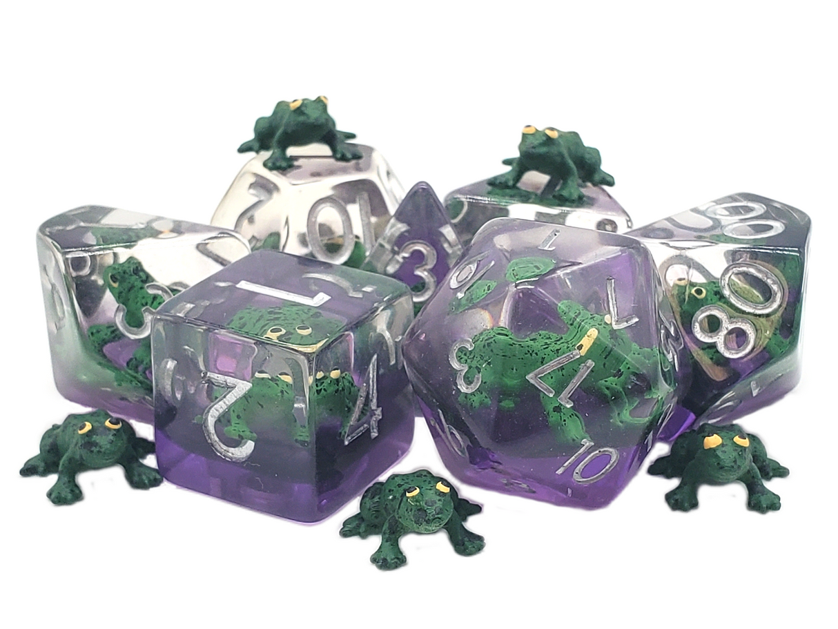 Old School 7 Piece DnD RPG Dice Set: Animal Kingdom - Toad - Green w/ Purple