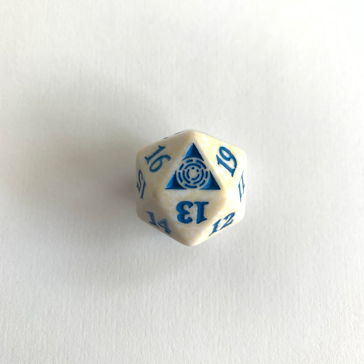 Guilds of Ravnica - [Azorius, White] Spindown Life Counter Dice D20